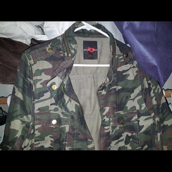 Body 10der coat - Picture 2 of 2